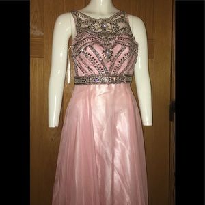 Light pink prom dress🤩💕